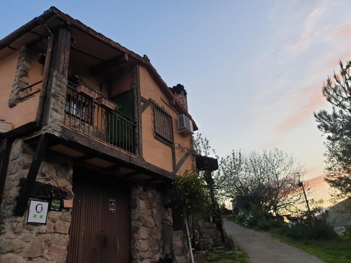 El Cerro Y El Cerezo *