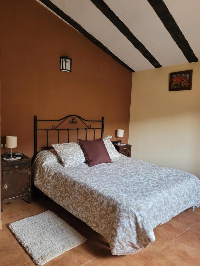 El Cerro Y El Cerezo Ferienhaus